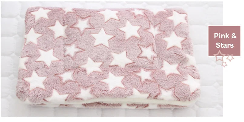 Soft Flannel Dog Blanket – Warm, Cosy Fleece Mat for Sofa, Bed & Crate