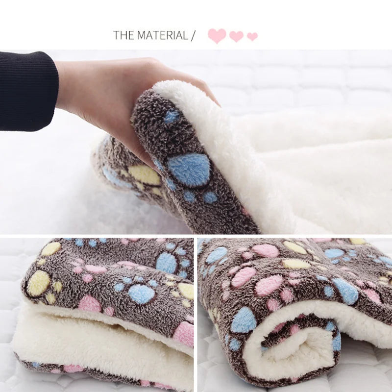Soft Flannel Dog Blanket – Warm, Cosy Fleece Mat for Sofa, Bed & Crate